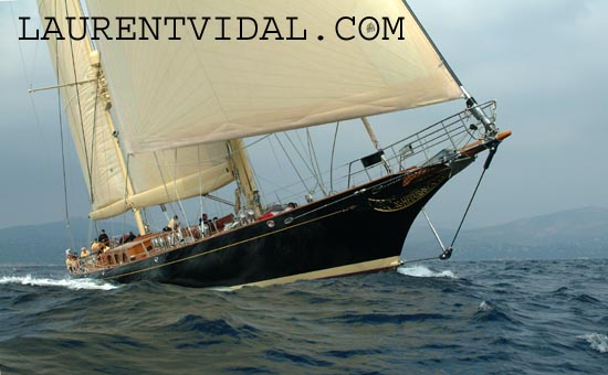 2004_1006_103920 SHETAIROS