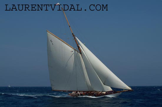 2004_1008_112050 MARIQUITA