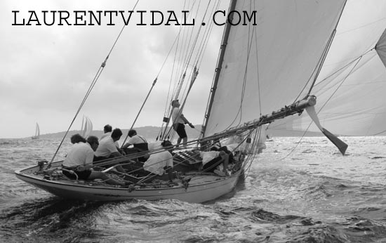 2004_1009_123048 EVA