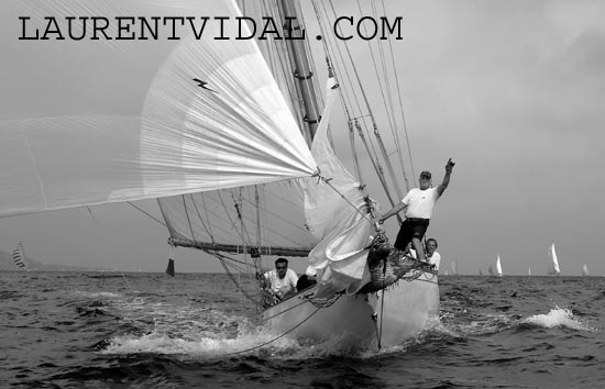 2004_1009_123628 EVA