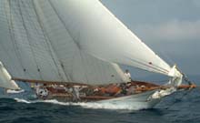 2004_1006_111308 MOON BEAM4