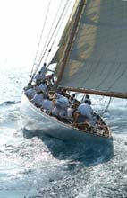 2004_1008_112600 MOON BEAM OF FIFE