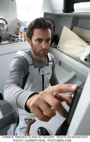 2010_1018_141534AA press