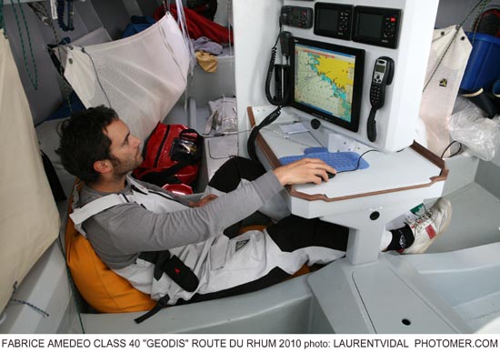 2010_1018_142132AA press