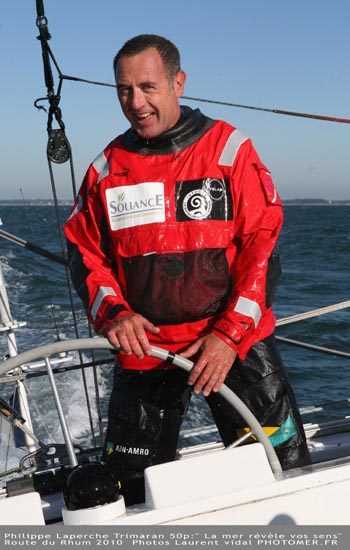 2010_1011_100046AB press