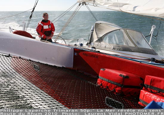 2010_1011_105052AA press