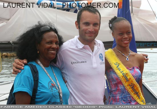 2010_1121_191514AA PRESS