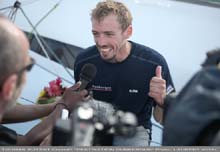 2010_1118_131208AB PRESS