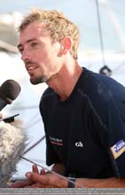 2010_1118_131350AA PRESS