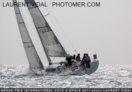 2011_0611_154456AA press