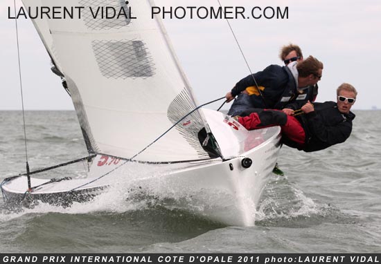 2011_0612_141342AF press