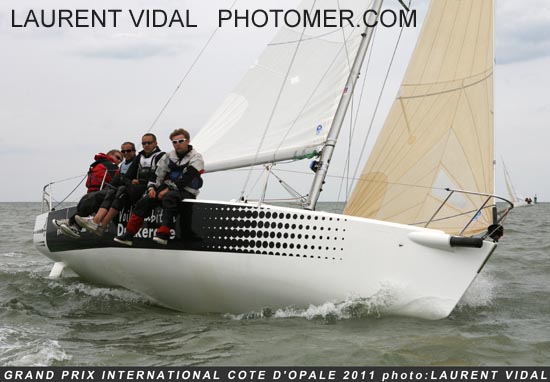 2011_0612_152408AA press