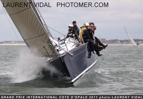 2011_0613_141840AB press