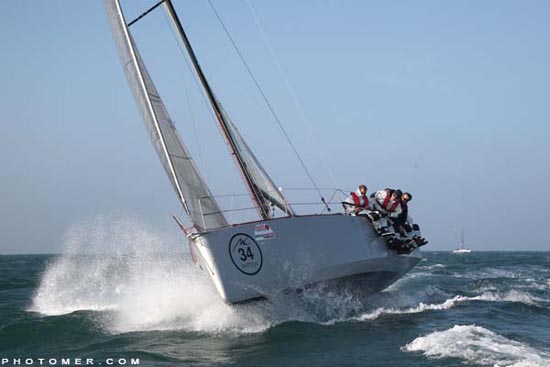 2012_0406_101354AD WEB