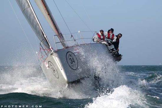 2012_0406_101358AG WEB