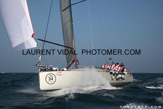 2012_0406_100128AA WEB