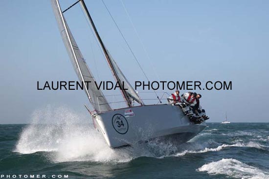 2012_0406_101354AD WEB