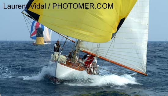 2004_1008_124020AA copie