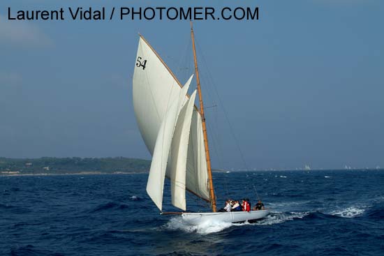 2004_1008_114036AA copie