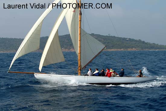 2004_1008_114044AA copie