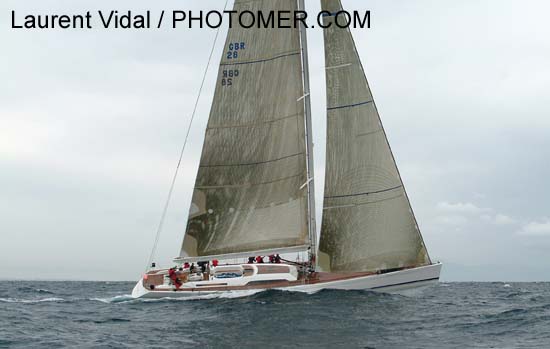 2005_1007_101320AA ALEXIA