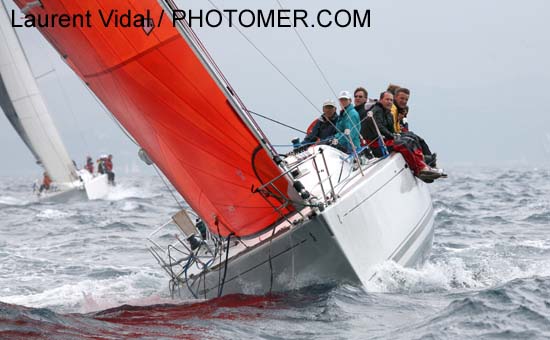 2006_1003_131854AA ANNIE