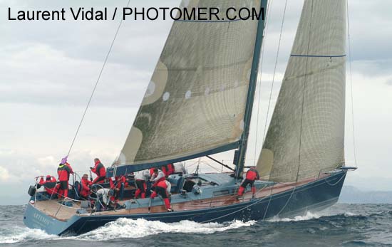 2005_1007_113544AA ARTEMIS