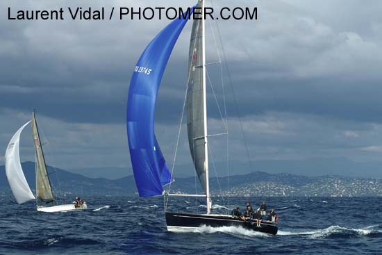 2005_1004_110118AA AXELLES