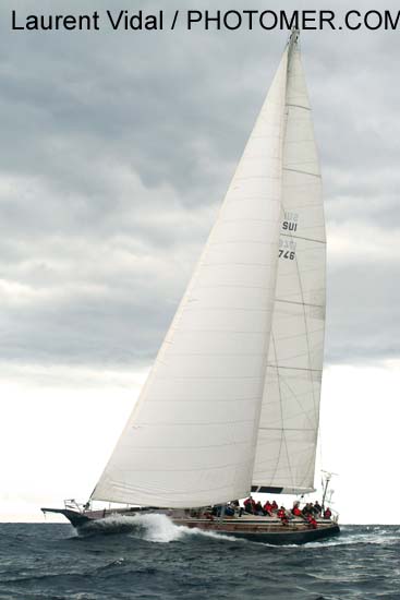 2005_1007_121834AB BLACK SHARK  SUI 1746