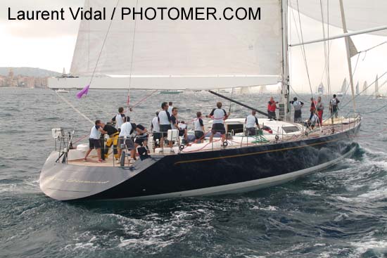 2004_1008_131734AB BLUE DIAMOND FRA 9517