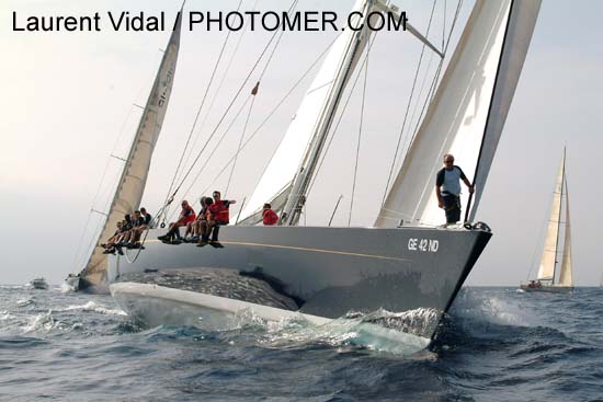 2004_1009_093826AA BLUE DIAMOND FRA 9517