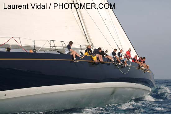 2004_1009_093836AA BLUE DIAMOND FRA 9517