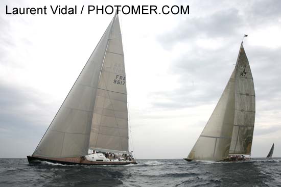 2007_1005_144048AA BLUE DIAMOND FRA 9517