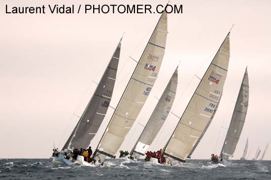 2006_1003_125548AA CHARISMA swan45 NED 7465