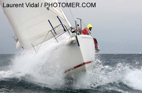 2006_1003_131028AB CHIRA GBR 8451T