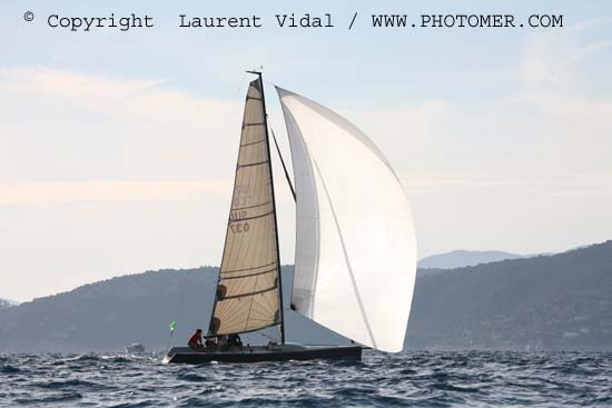 2006_1006_170808AA EASY ESSE850 SUI 037