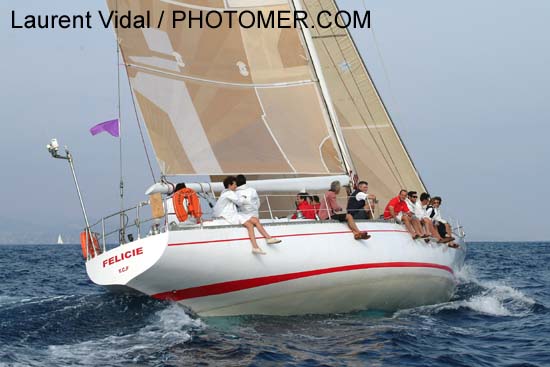 2004_1009_094804AA FELICIE PRESLE65 FRA 6345