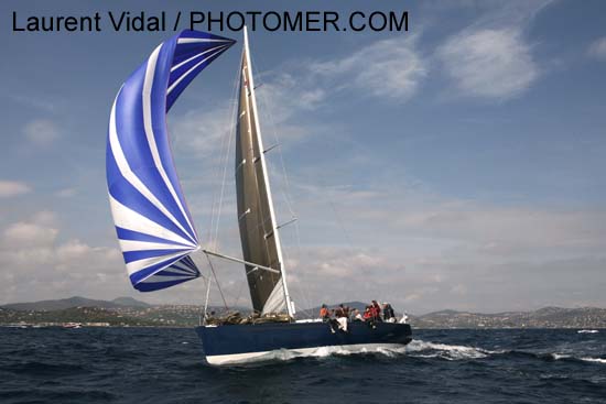 2007_0930_141218AB FOLLOW ME swan45 RUS 7