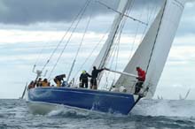 2005_1007_120916AA GERONIMO NED 7183