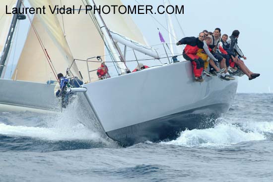 2004_1006_101538AA IMAGINE  (IMX 45 GTE) FRA 9445