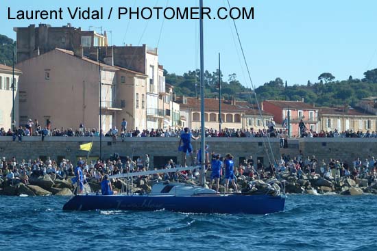 2005_1008_141332AA JACOBINE GBR 48R