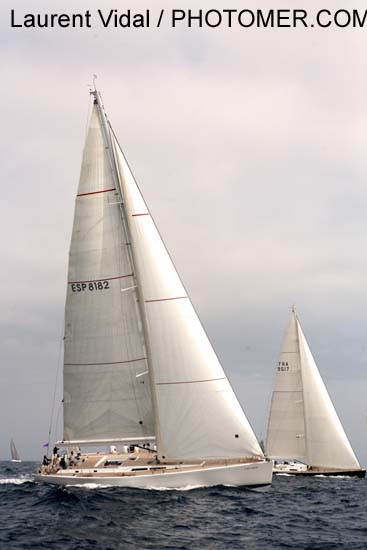 2007_1005_120316AA KIBOKO ESP 8182