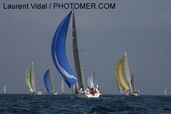 2006_1002_140636AA LADY FIRST 2 FRA 9506