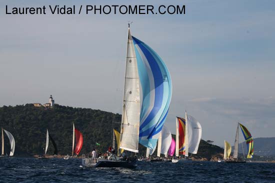 2006_1006_170446AA MAGIC SIMCA IMX40 FRA 28465