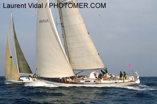 2004_1006_140358AA MONSOON GBR 9165