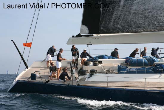 2006_1002_152444AA Magic Carpet GBR 94R