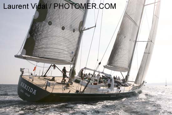 2006_1002_152958AB NARIIDA NOR 105