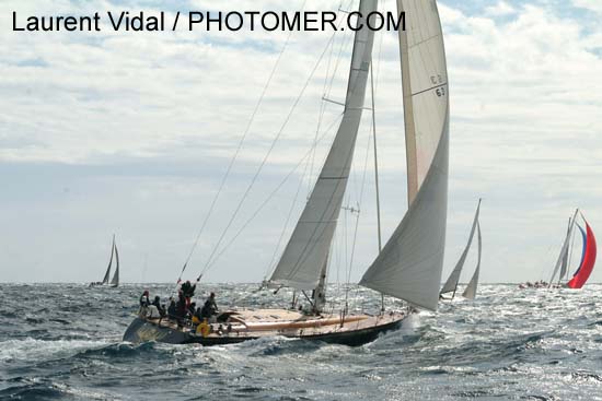 2005_1004_110036AAPHENIX DIXI FRA 9332 FOC 63