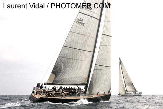 2007_1005_120015AA SPIRIT OF JETHOU Swann60 GBR 2601R