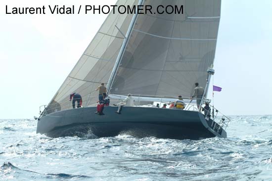 2004_1006_101952AA TERI BINA 9296